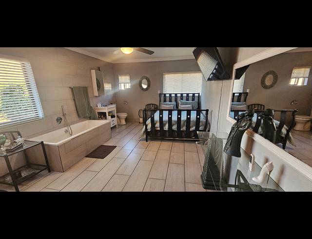 4 BEDROOM HOUSE FOR SALE IN MEYERSDAL
